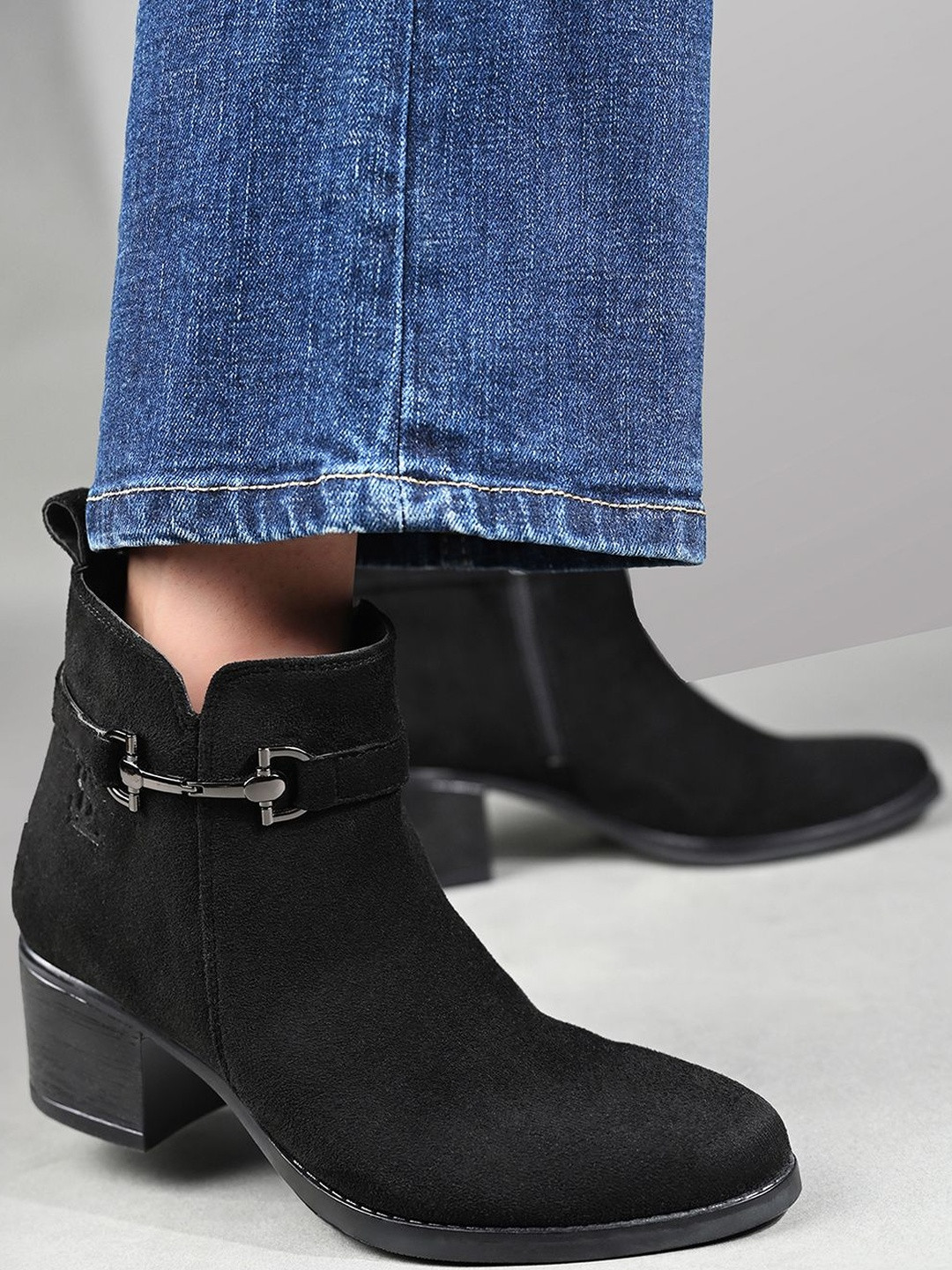 LOUIS STITCH Elegant Mid-Top Neck Belt Buckle Slip-On Chelsea Block Boots