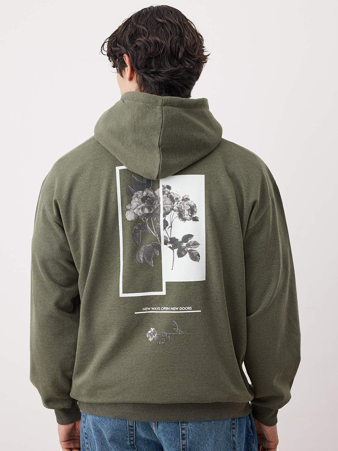 Trendyol Men Floral Printed Hooded Long Sleevs Pullover Sweatshirt