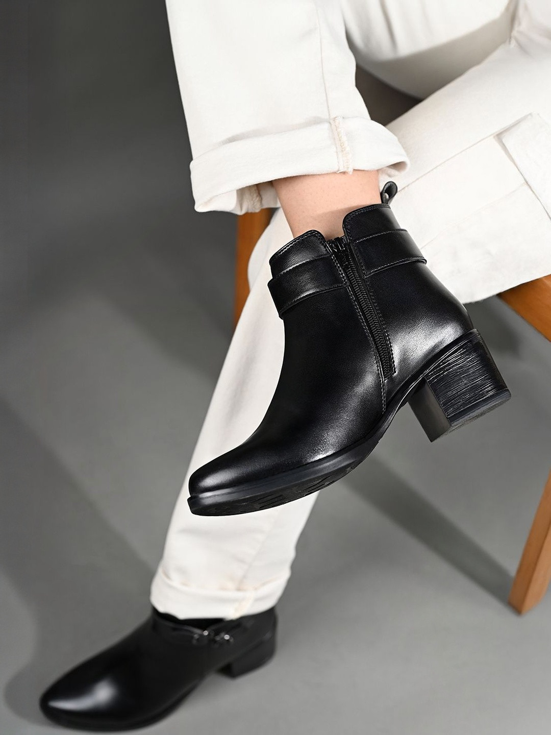 LOUIS STITCH Women Elegant Mid-Top Double Buckle Slip-On Chelsea Boots
