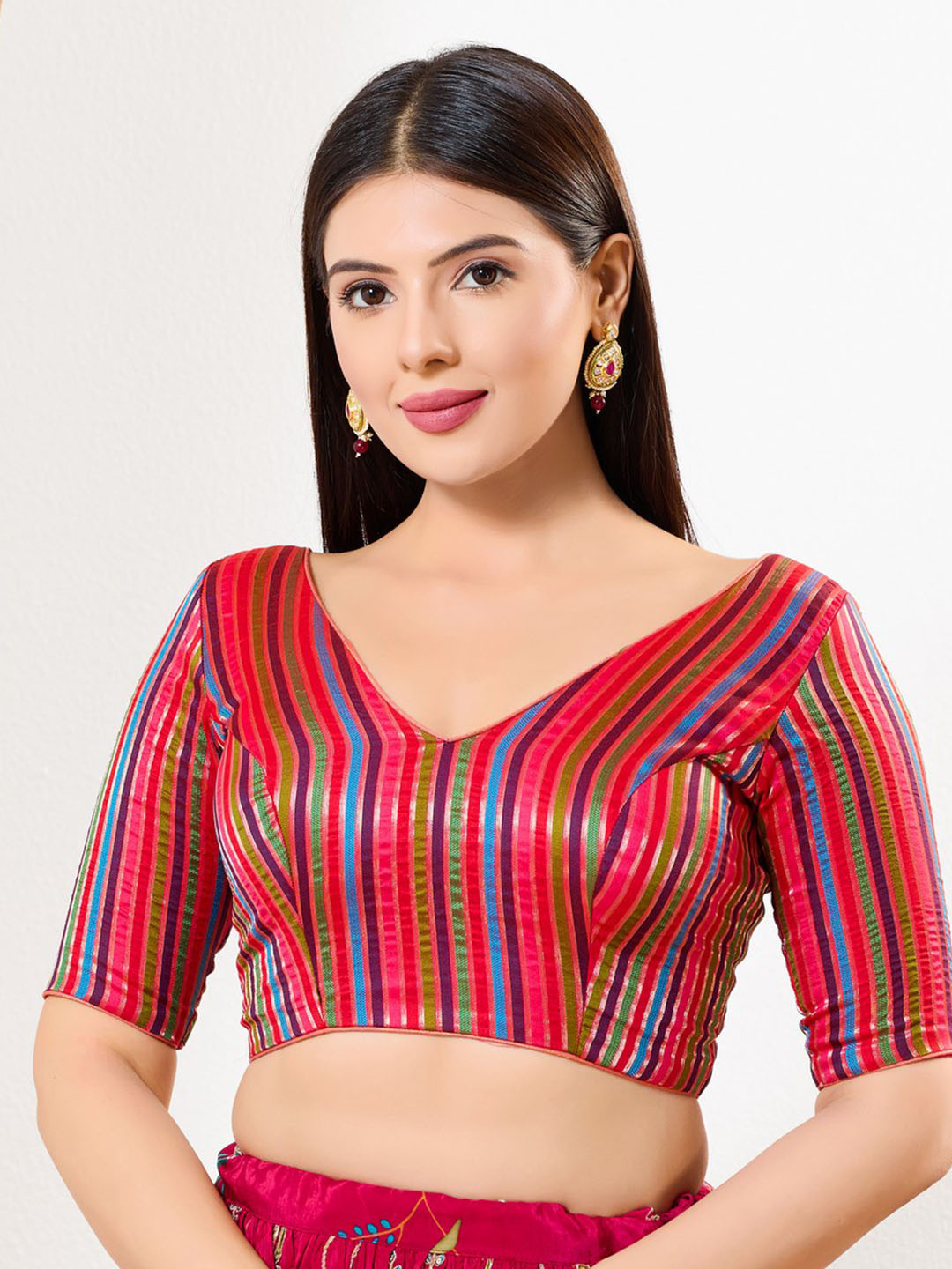 VAMAS - THE DESIGNER BLOUSES Striped Brocade V- Neck Back Open Padded Saree Blouse