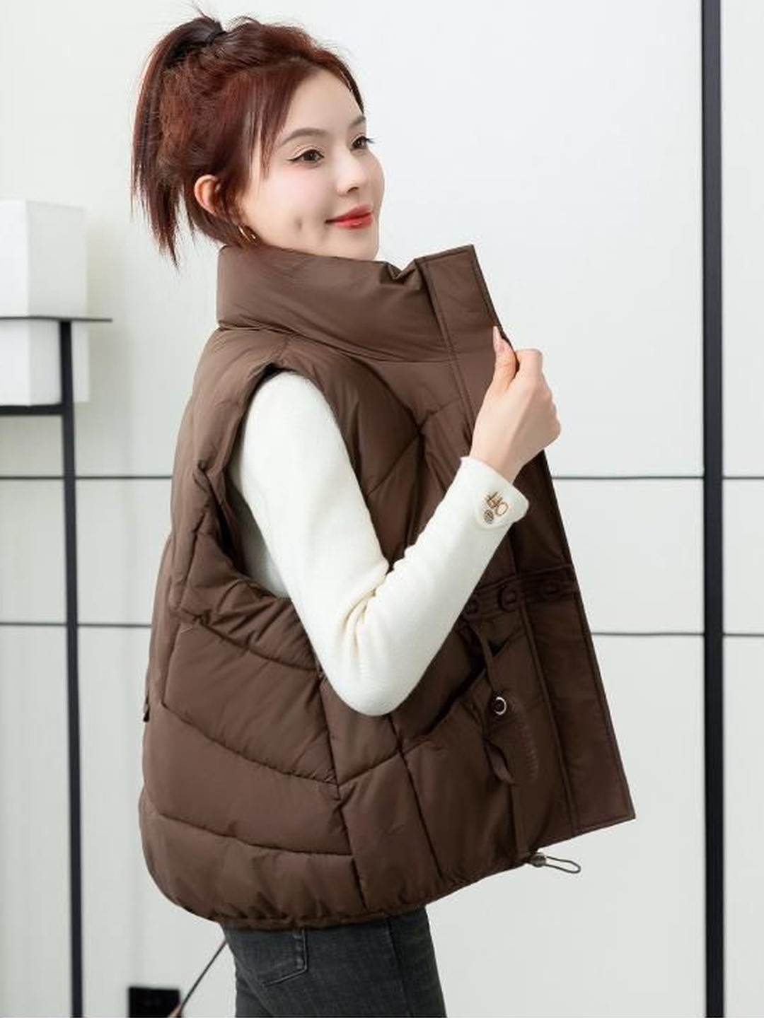 DressBerry Stand Collar Sleeveless Puffer Jacket