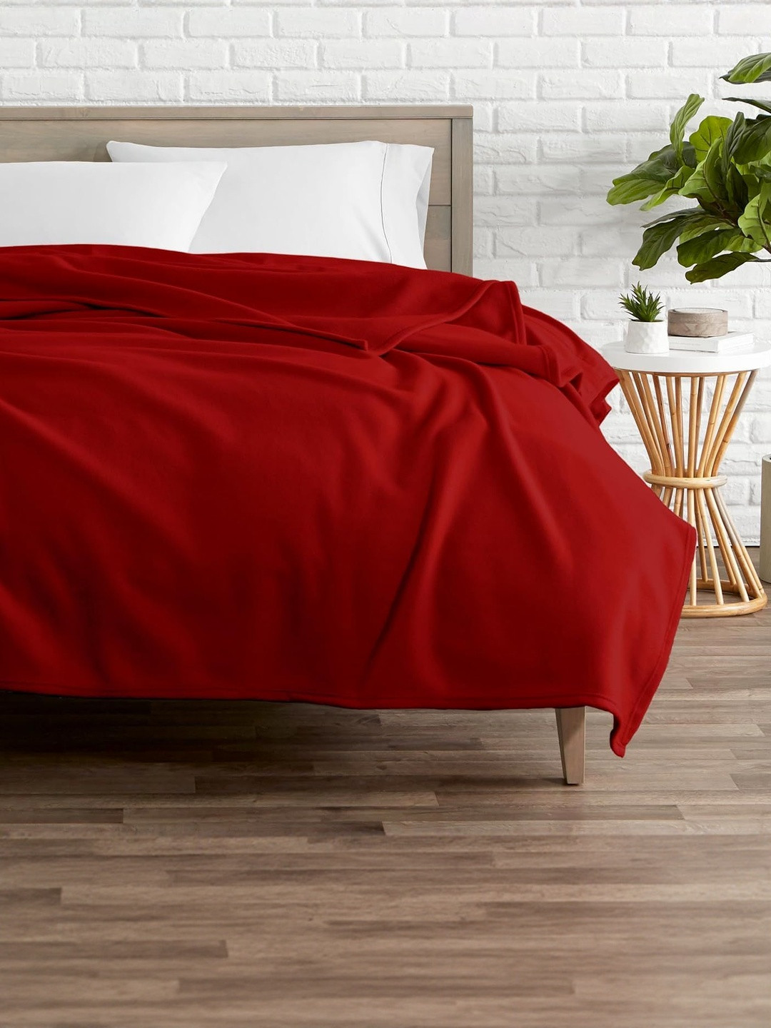 Aura Solid Polar Red Breathable 120 GSM Mild Winter Blanket