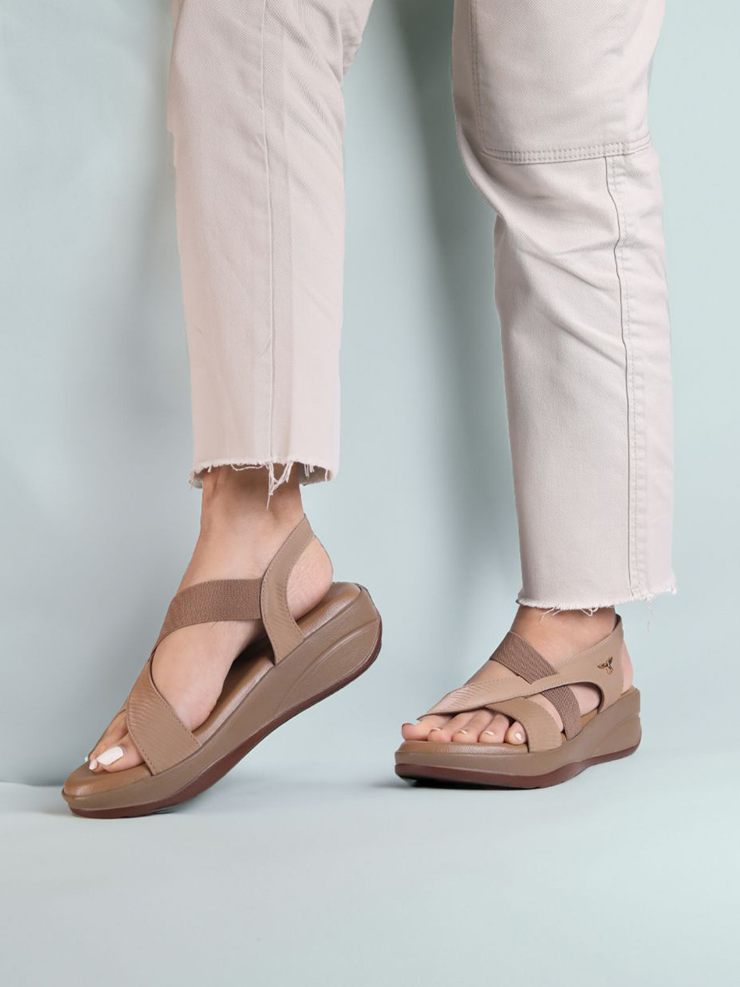 Monrow Juvia Women Beige Wedge Sandals