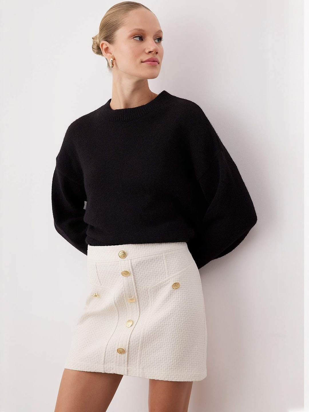 Trendyol Women Textured Above-Knee Straight Skirt with Zip