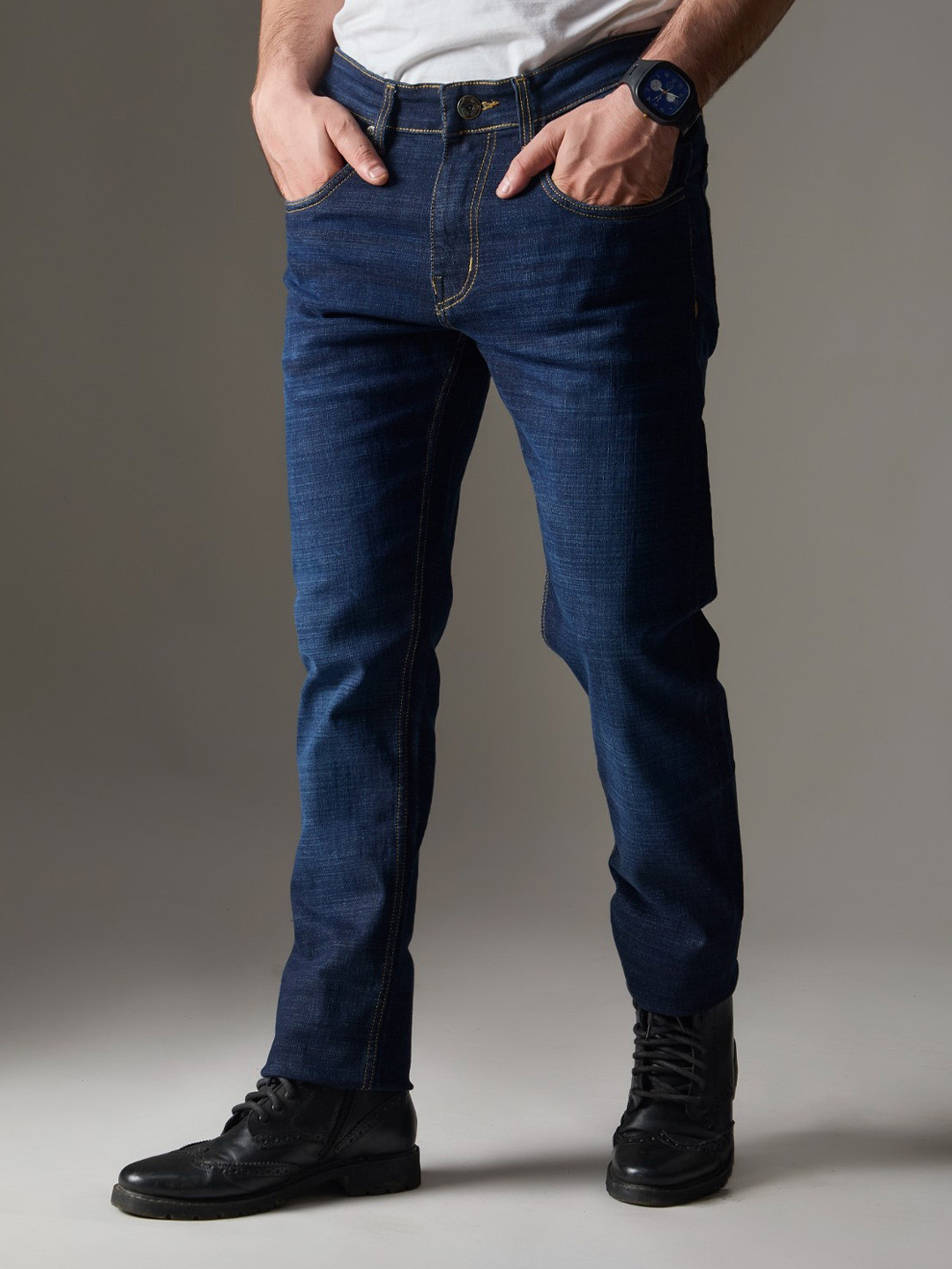 KAPTHE Men Comfort Slash Knee Jeans