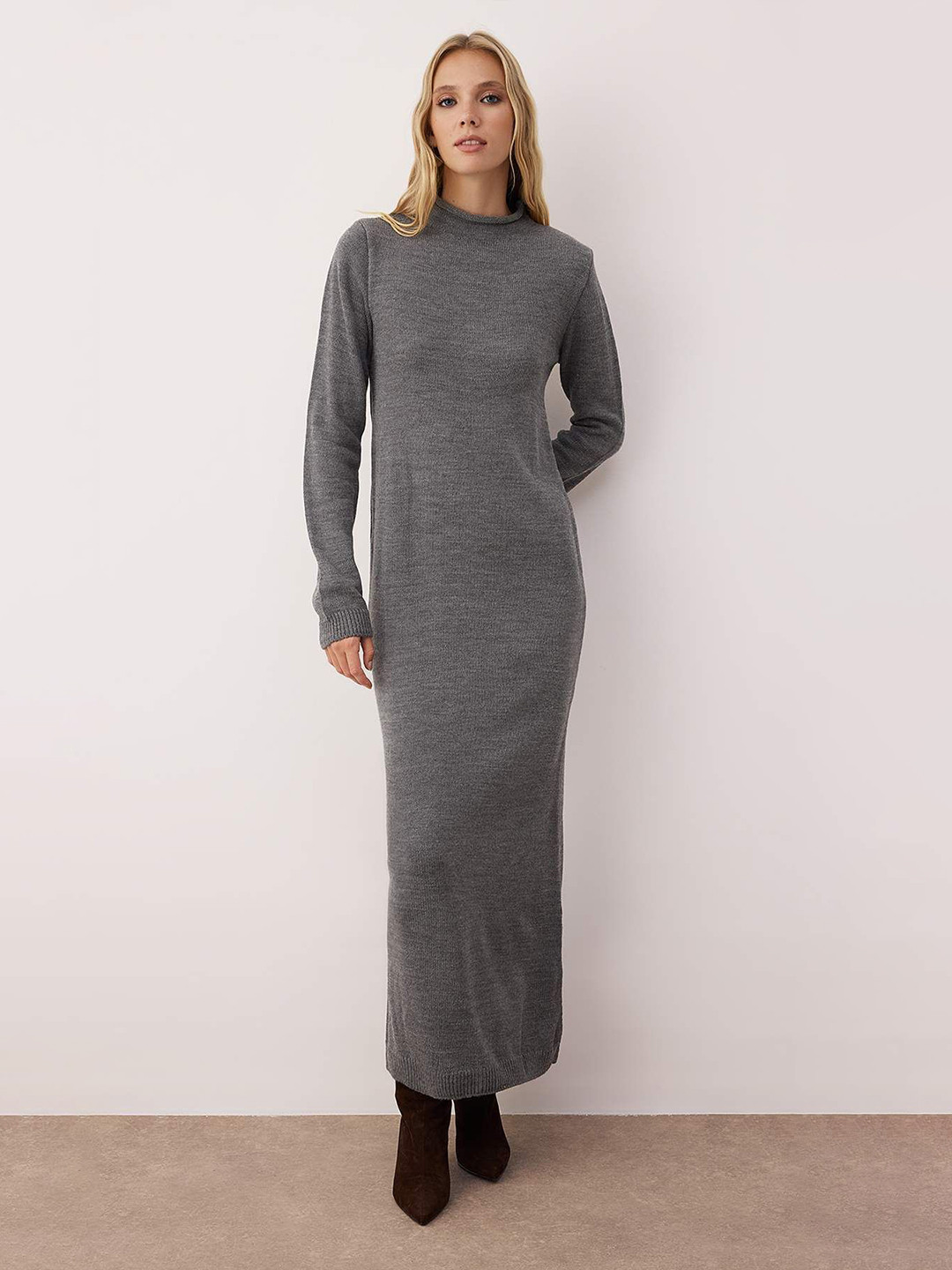 Trendyol Women High Neck Long Sleeves Sheath Maxi Dress