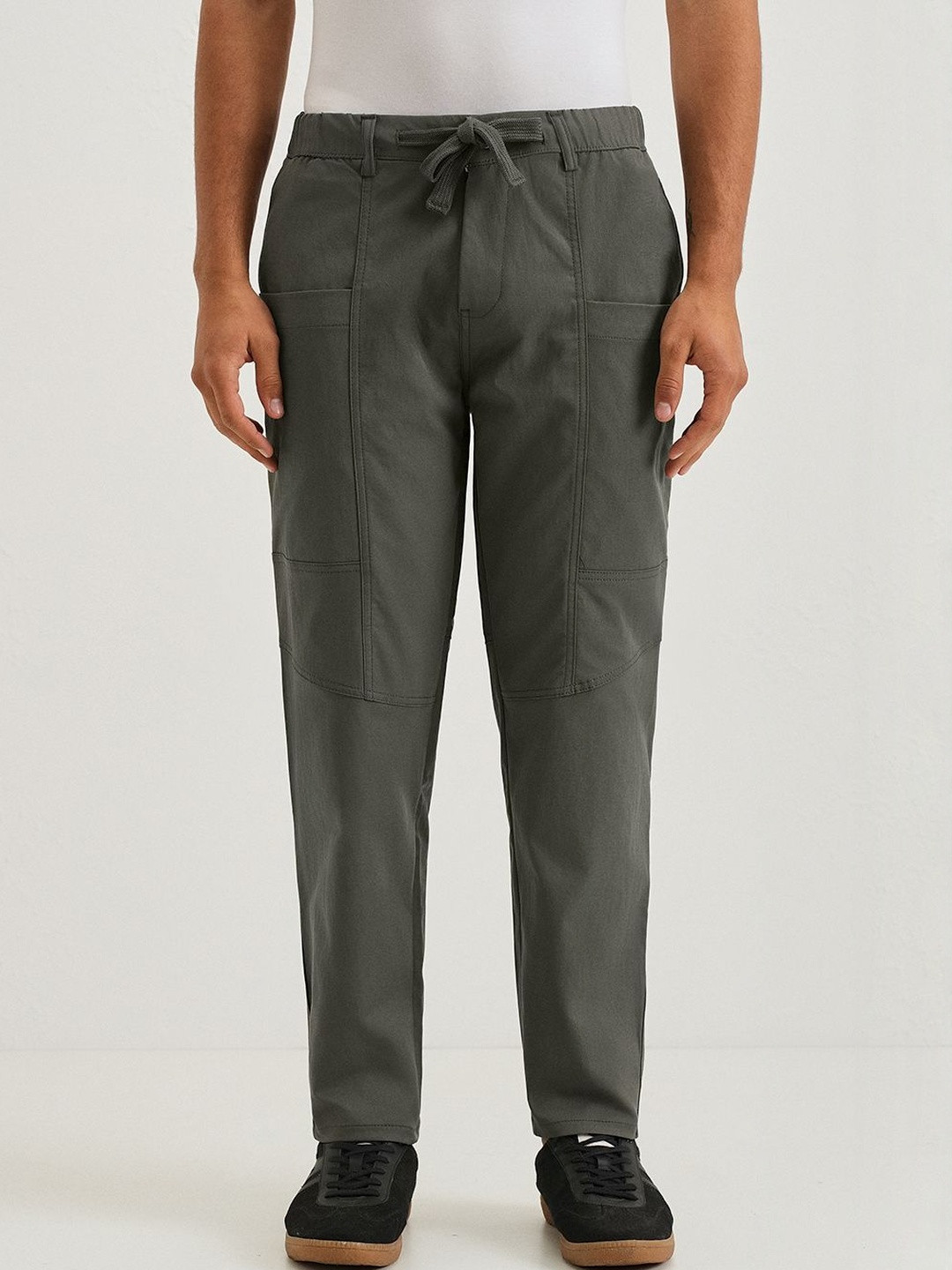 Banana Club Men Regular Fit Mid-Rise Cargos Trousers