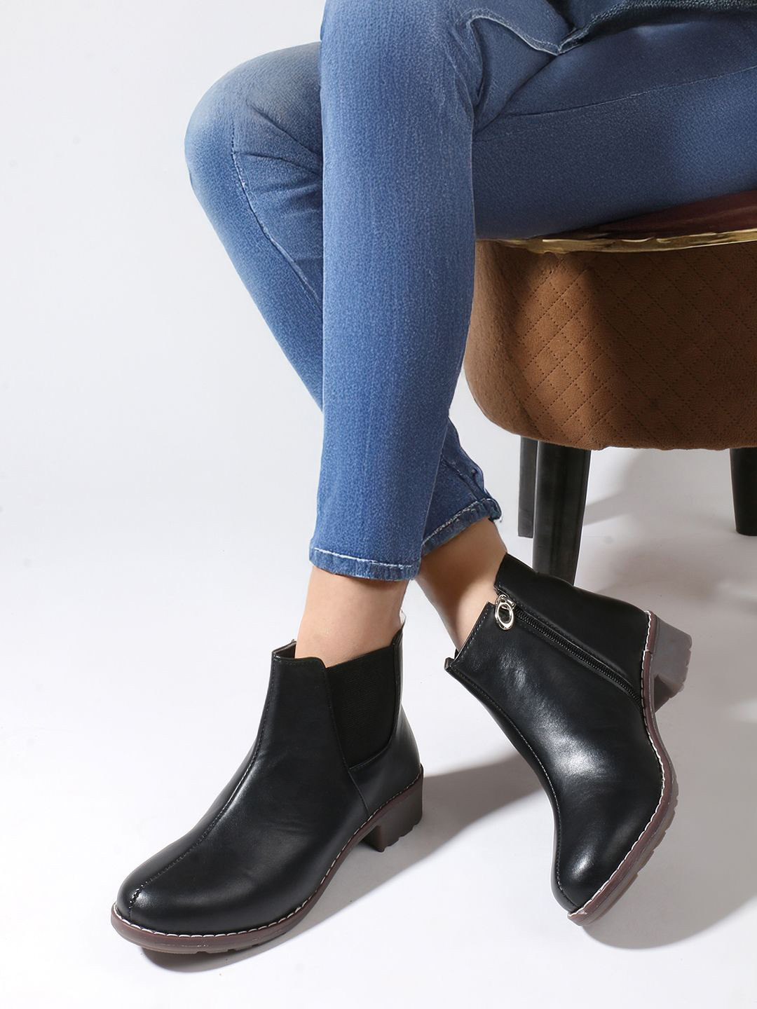 Sole Saga Women Block Heeled Mid-Top Round Toe Winter Boots