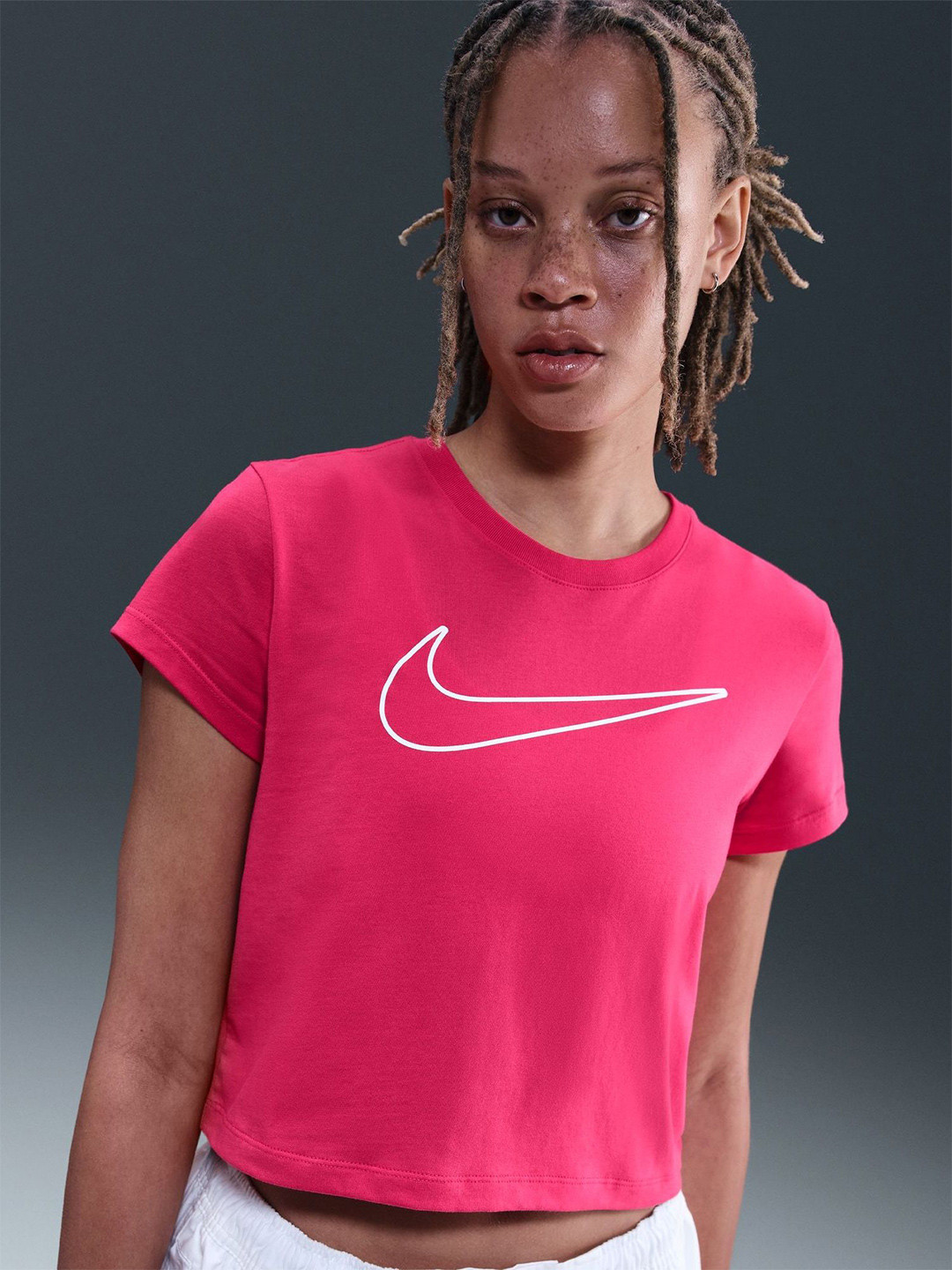 Nike Sportswear Women Short-Sleeve Graphic T-Shirt
