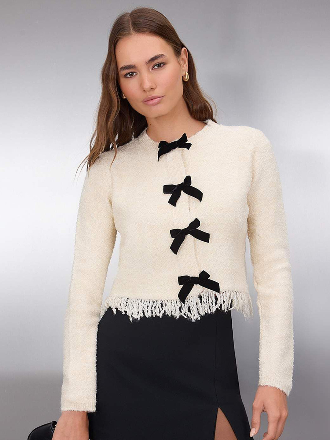Trendyol Women Crop Cardigan with Fringed Border