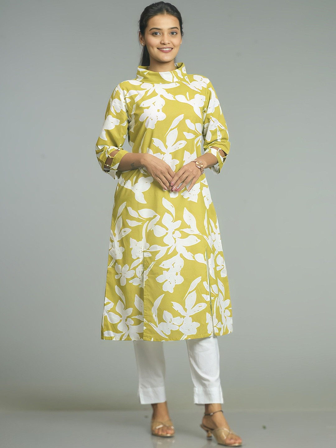 STREE BASICS Floral Printed Pure Cotton High Neck Straight Kurta
