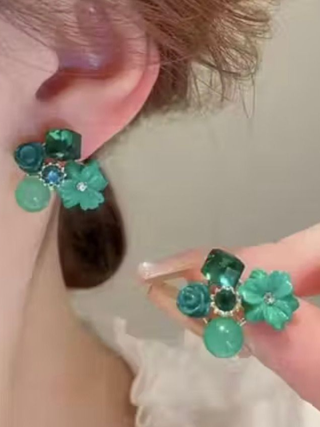 I Style Right Artificial Beaded Floral Shaped Studs