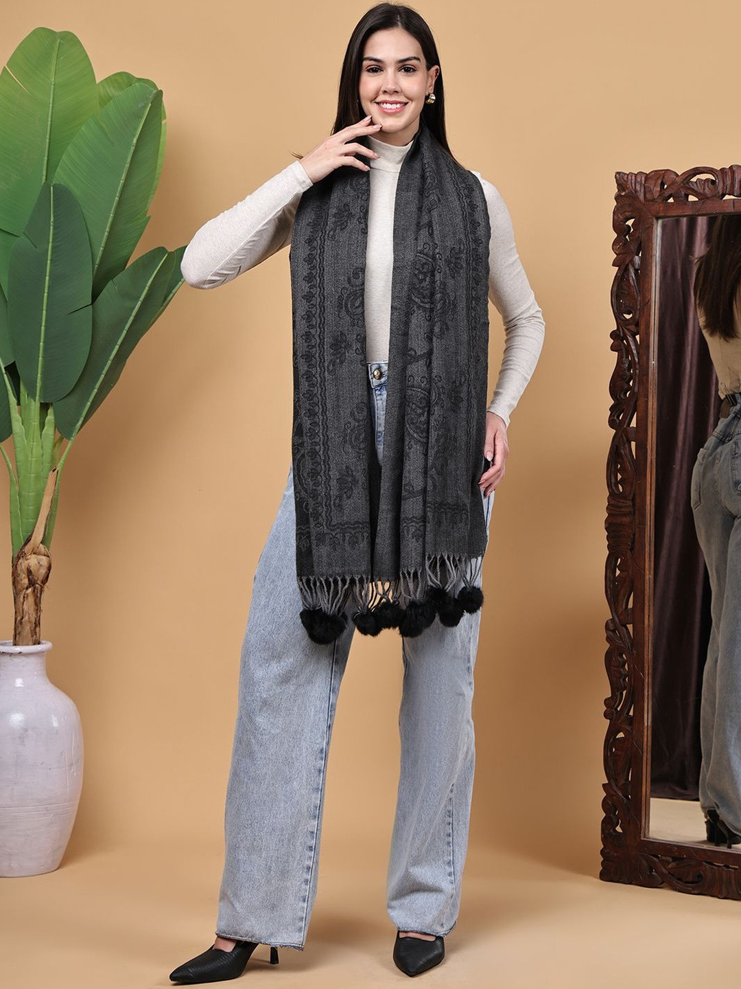 ELLIS Women Paisley Woven Tasselled Border Stole