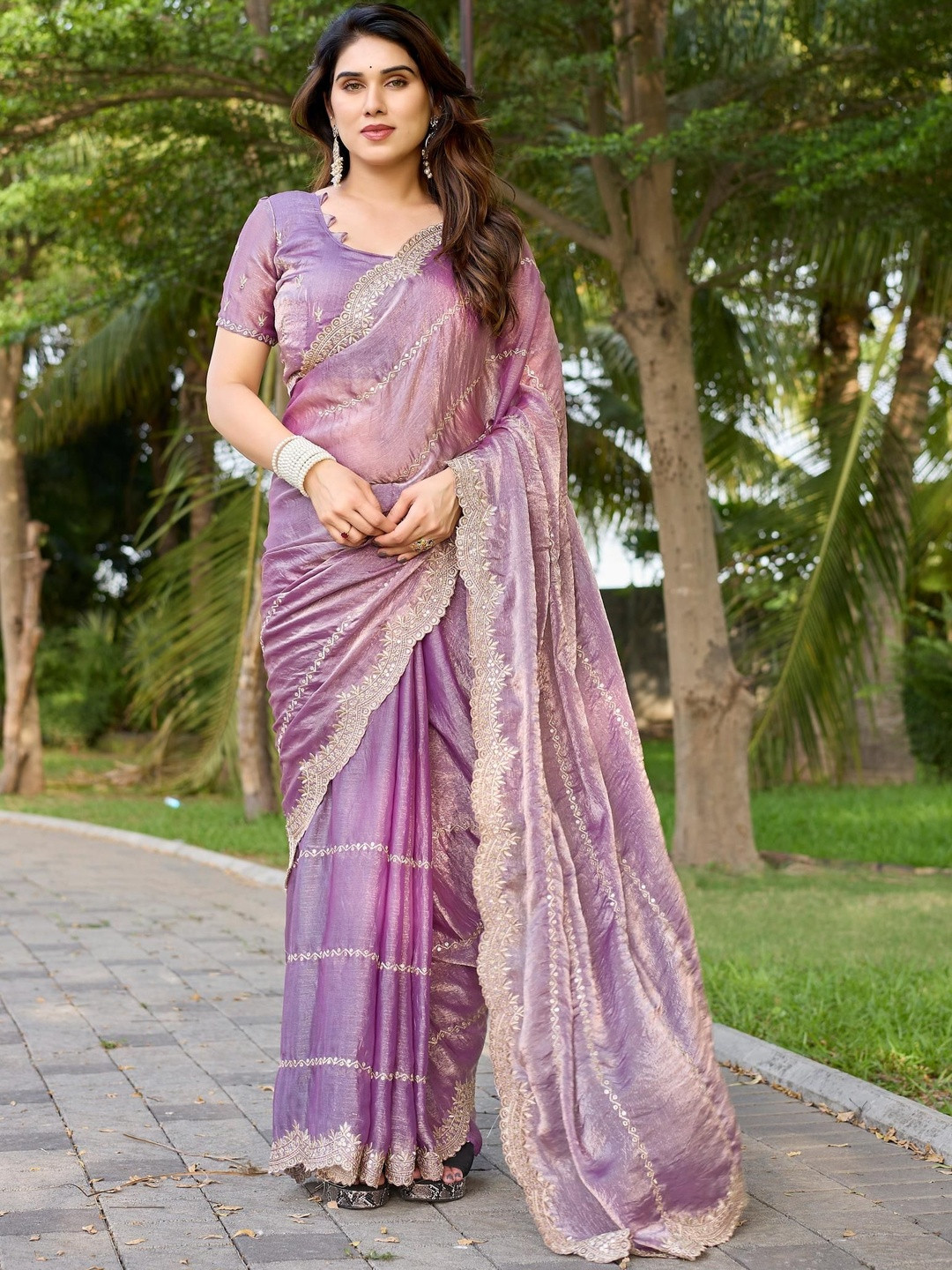 MAHALASA Embellished Zari Pure Chiffon Saree