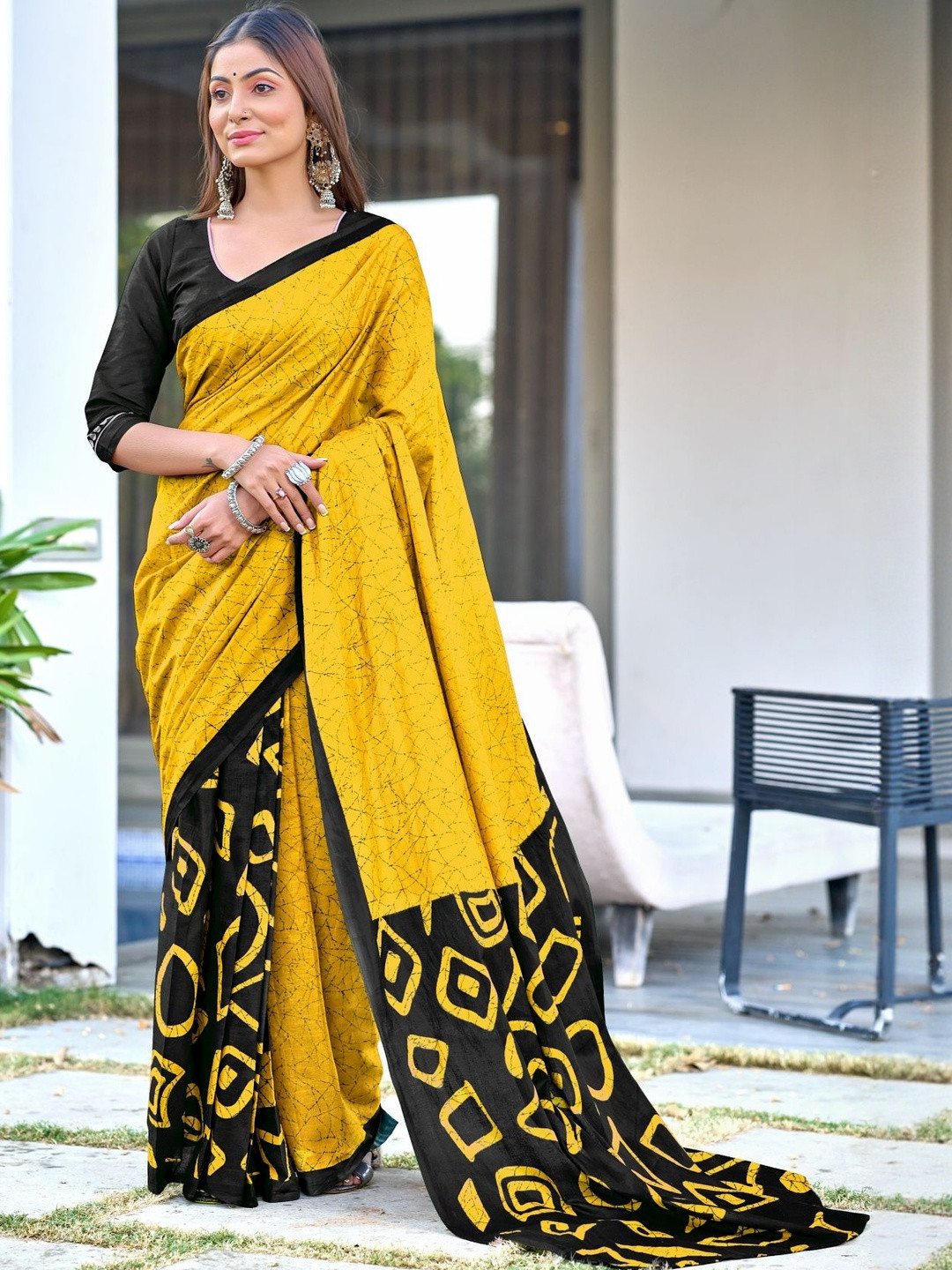 NIKATT DIVYA Pure Cotton Block Print Saree With Blouse Piece