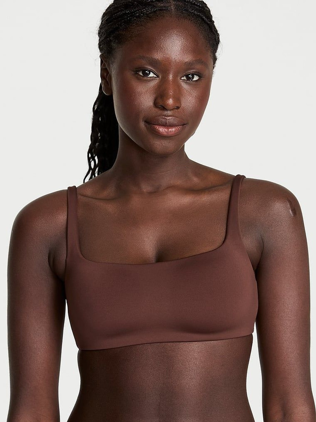 Victoria's Secret Body by Victoria Luxe Contour Scoop Lightly Lined Sports Bra