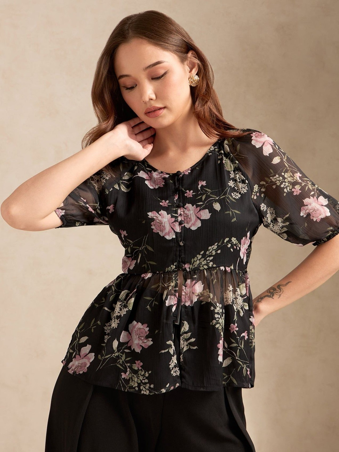 Outzidr Black and Pink Floral Printed Top