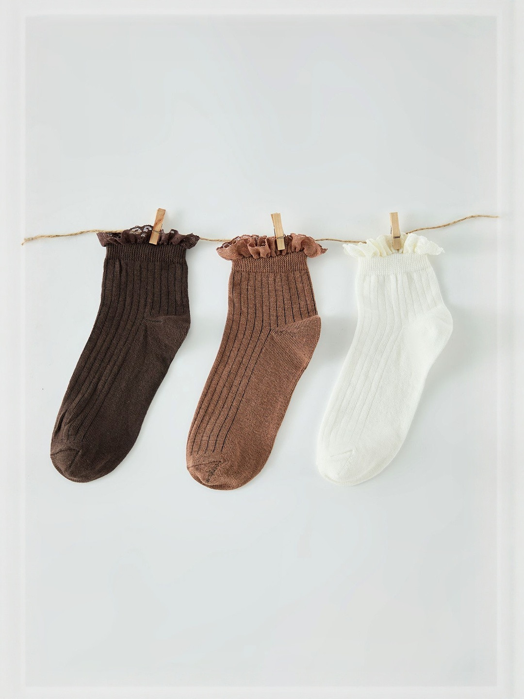 Trendyol Women Pack Of 3 Cotton Above Ankle Socks