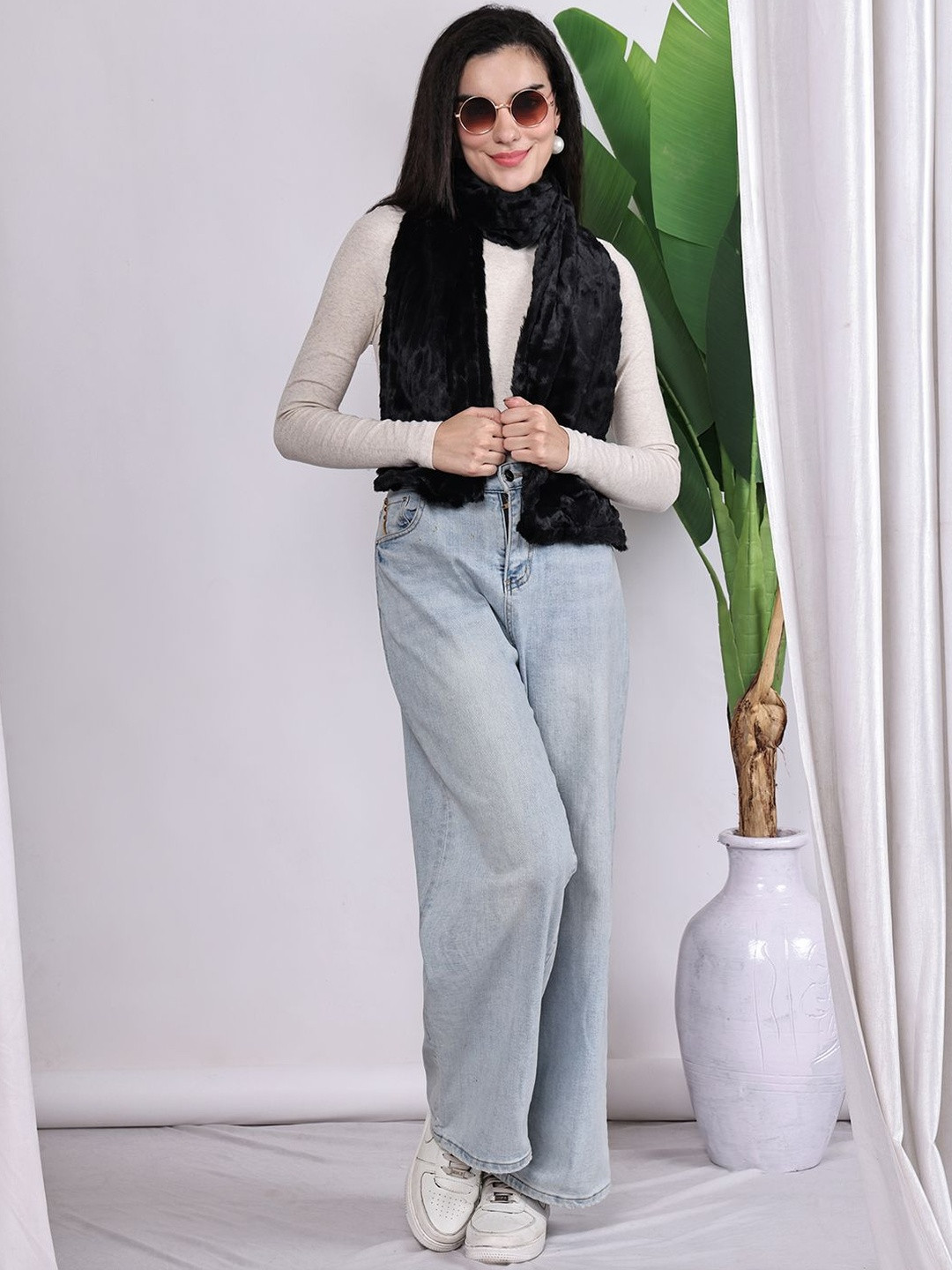 ELLIS Women Self Design Stole With Taping Border