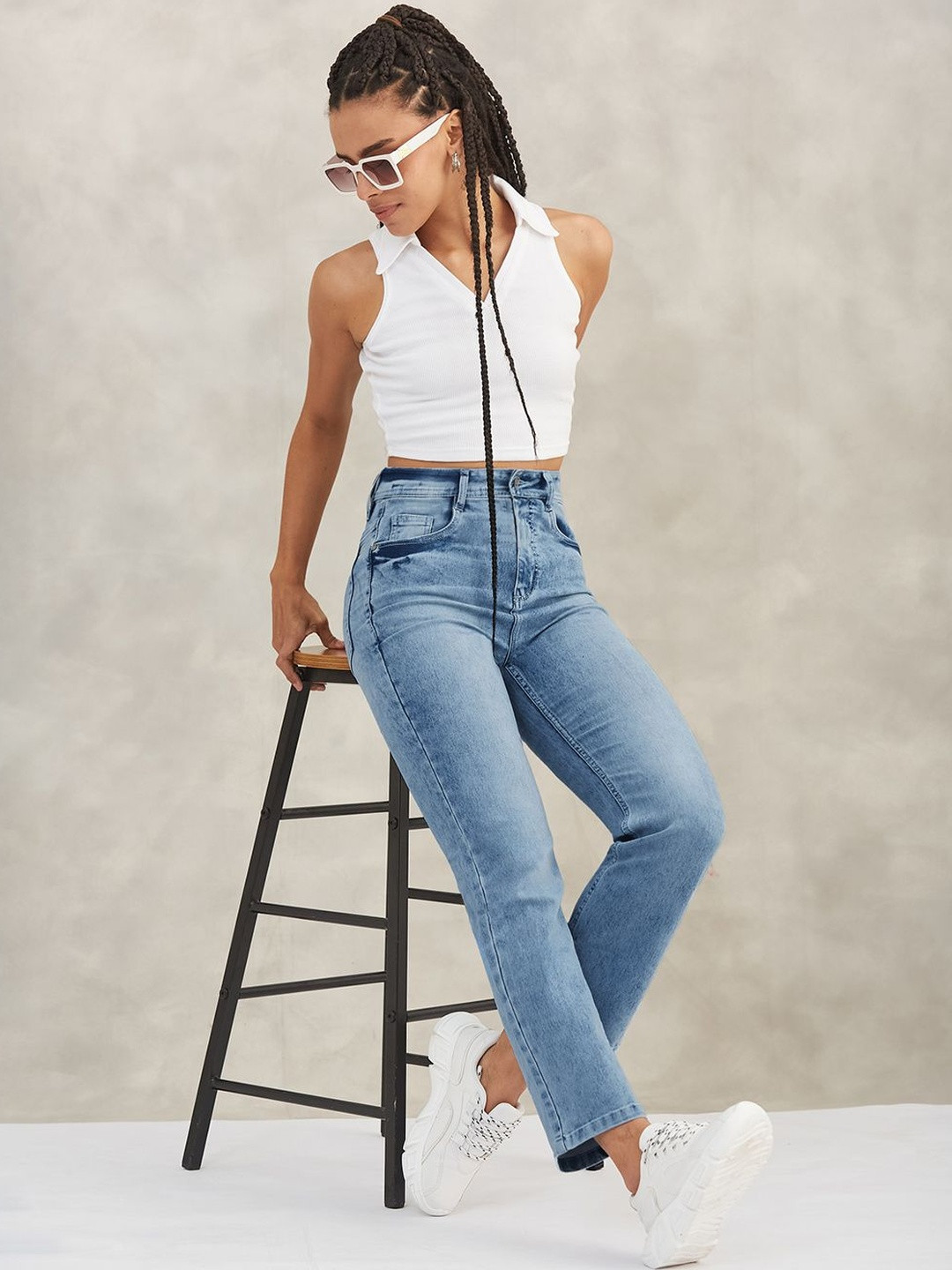 DOLCE CRUDO Women's Wide-Leg Fit High Rise Clean Look Stretchable Denim Jeans