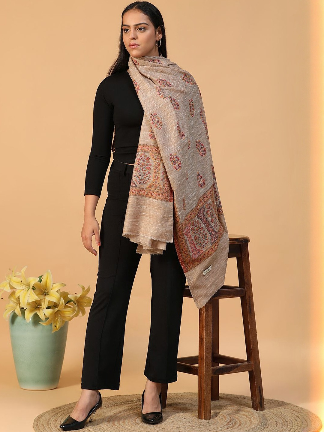 Merinomere Floral Palledar Pattern Woven Design Woollen Fringed Border Shawl