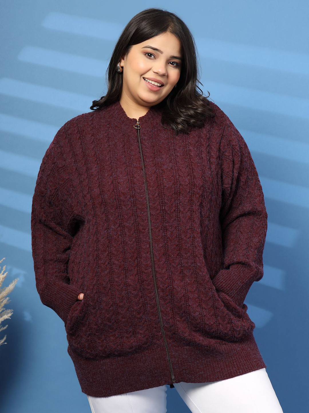 plusS Women Cable Knit
