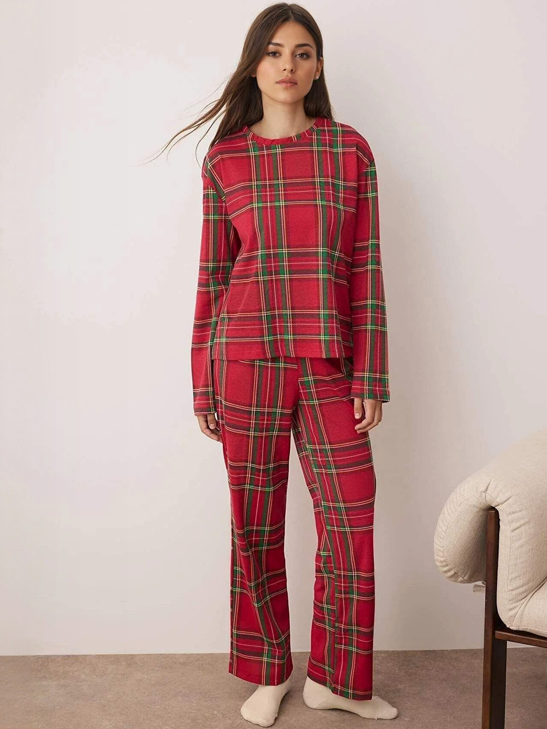 Trendyol Women Checked T-shirt & Pyjamas Night suit
