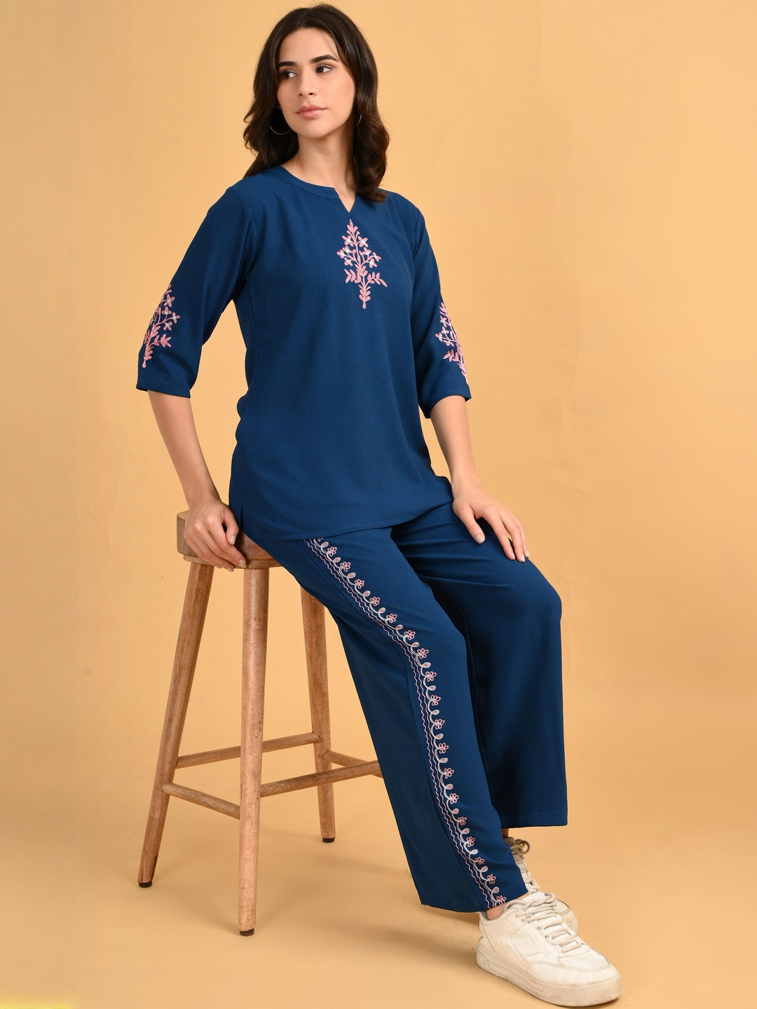 GOLDSTROMS Embroidered Notch Neck Top With Trouser