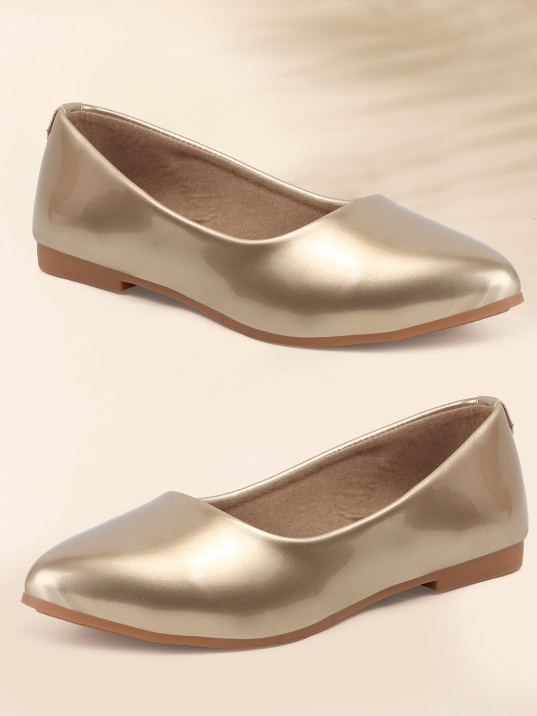 Denill Delite Glossy Pointed-Toe Slip-On Bellies