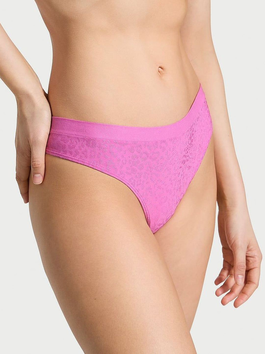 Victoria's Secret Women Anti Bacterial Self Design Low-Rise Thongs Briefs