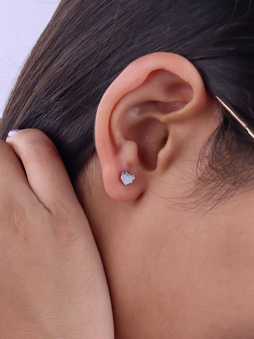 Eri Sterling Silver Mother of Pearls Studded Heart Shaped Studs