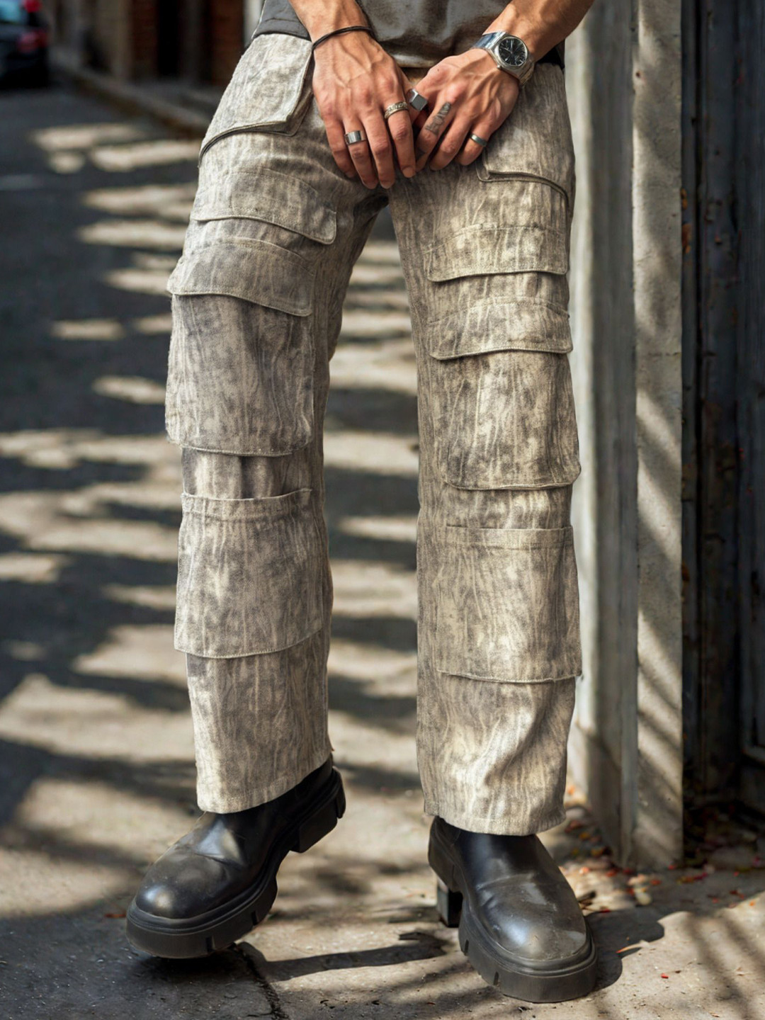 Off Duty India Men Grey Supreme Italian Street Cargo Jeans