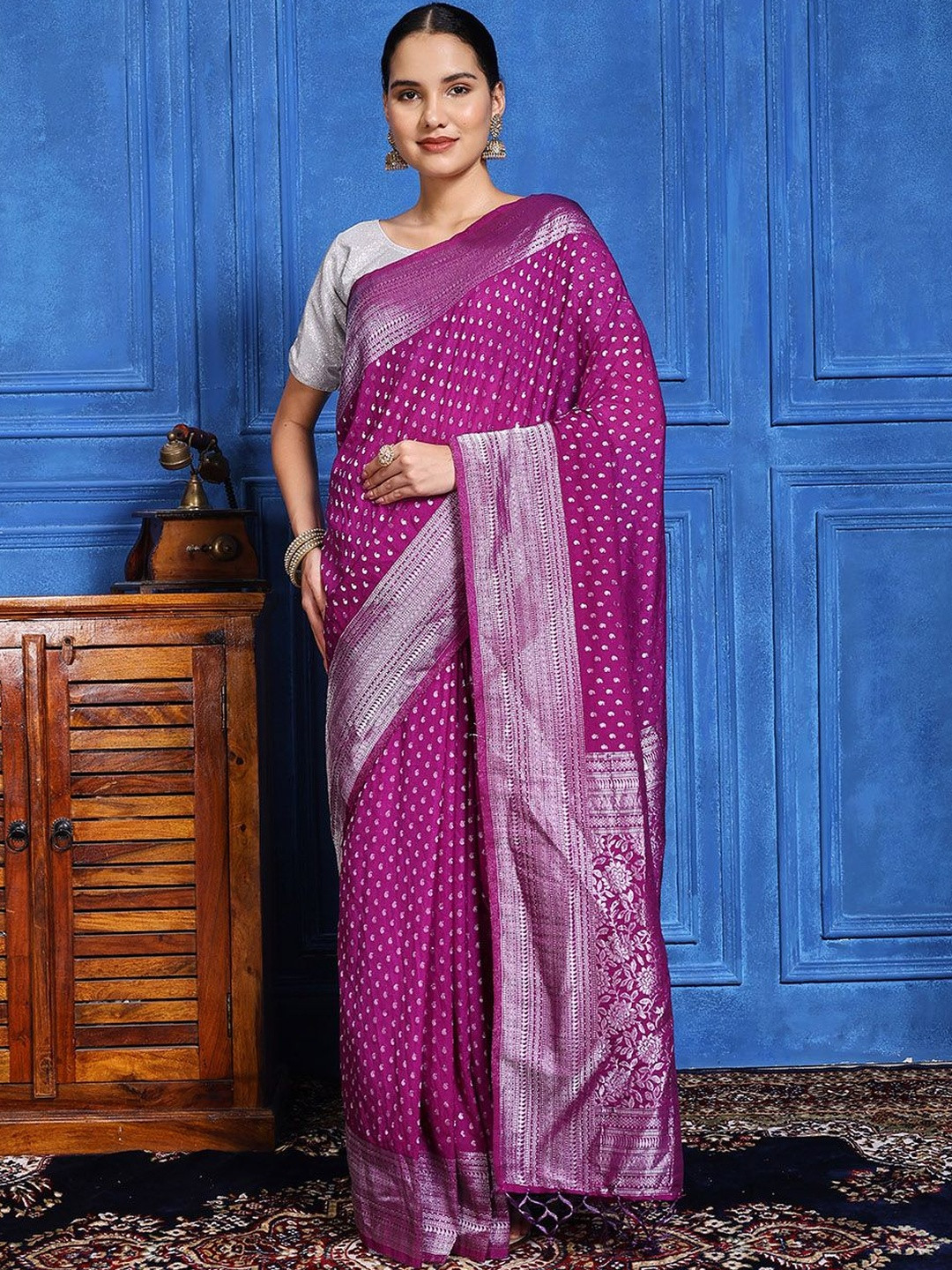Meena Bazaar Ethnic Motifs Woven Desing Zari Saree