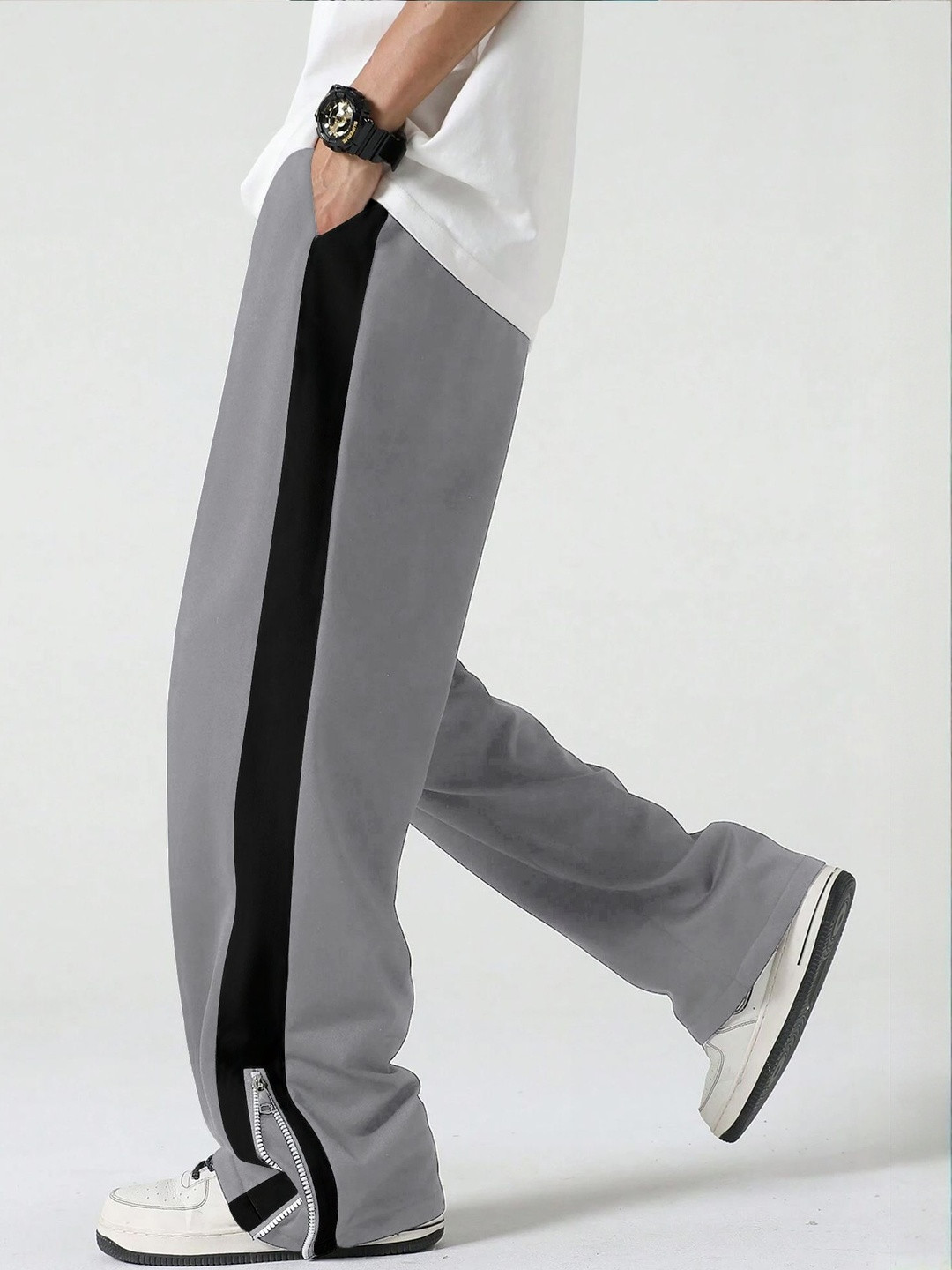JUMPCUTS Men Baggy Fit Mid Rise Track Pants