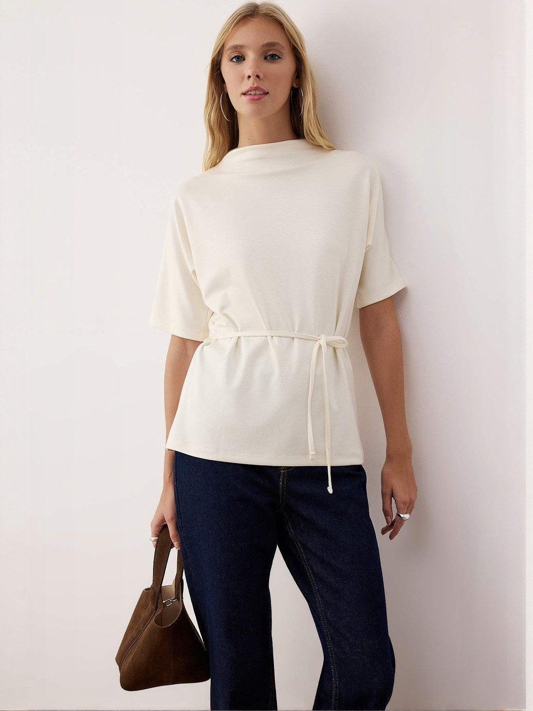Trendyol Crew Neck Drawstring Waist Detail Top