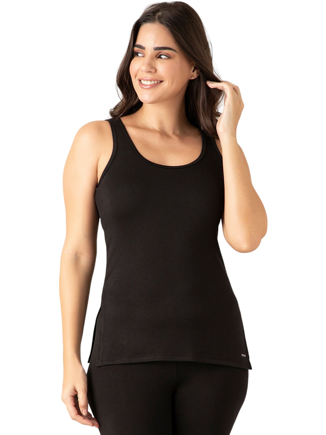 Amante Women Solid Scoop Neck Thermal Tops