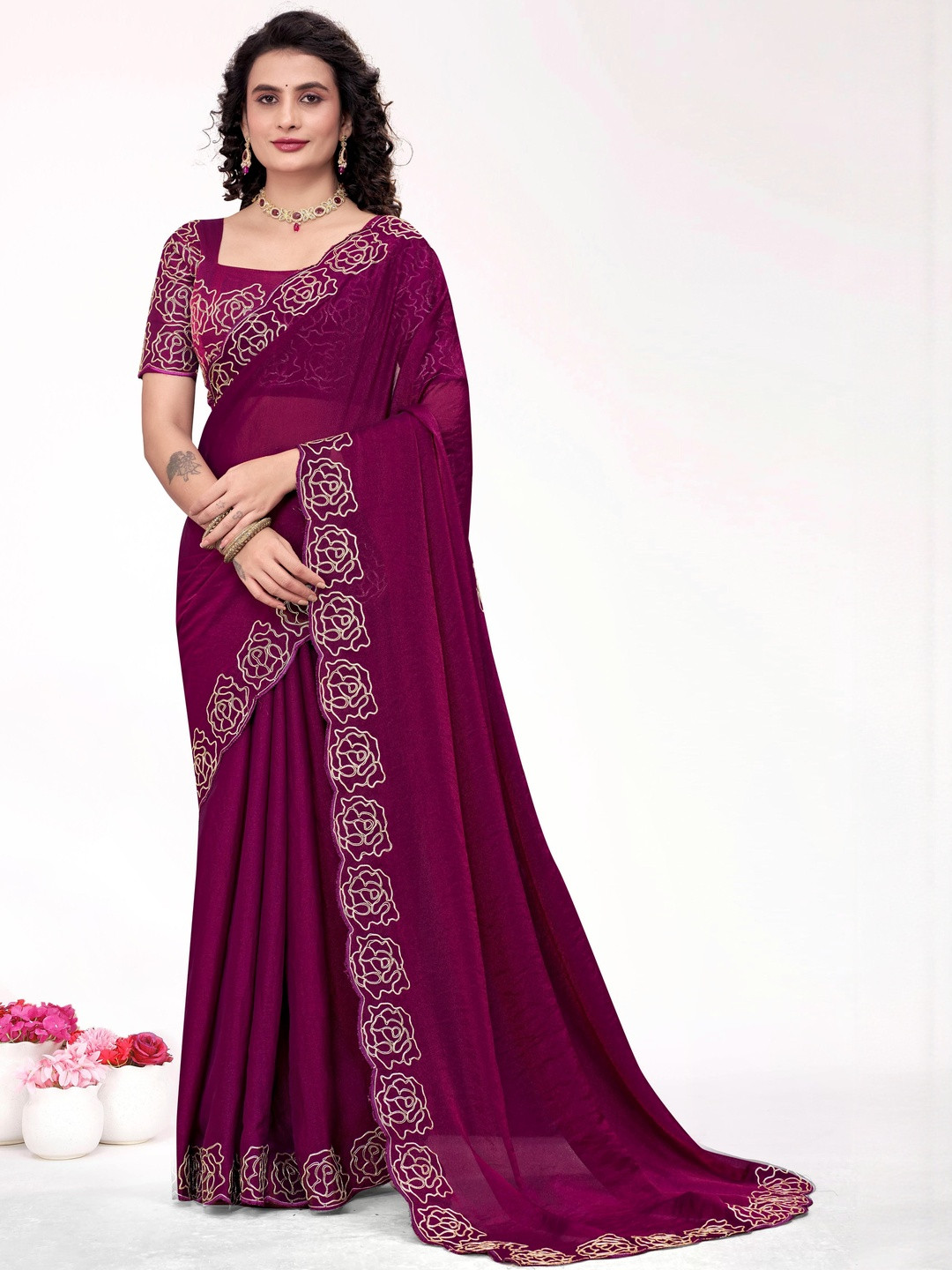 MODEHEAVEN Floral Embroidered Border Saree with Blouse Piece