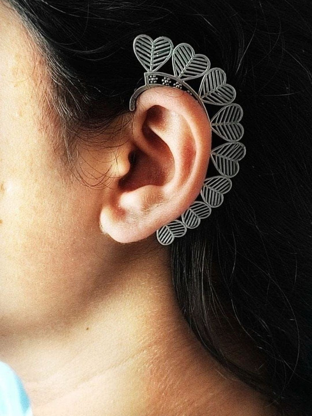 Hardin Style German Silver-Plated Heart Shaped Ear Cuff