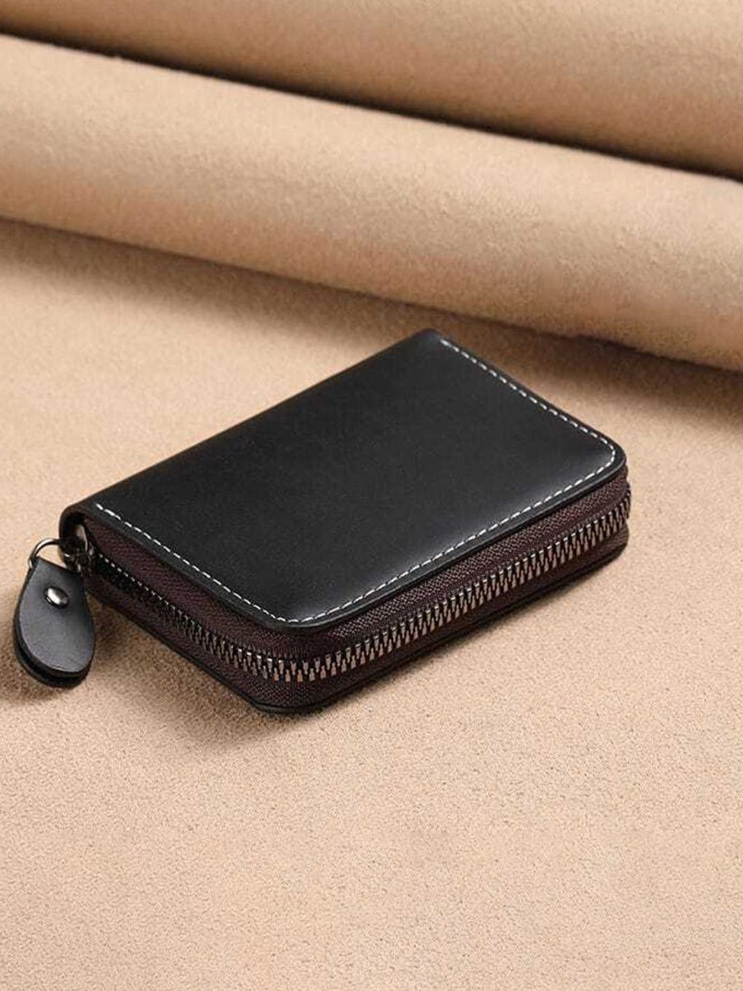 WATCHSTAR Unisex Textured Leather Zip Around Wallet