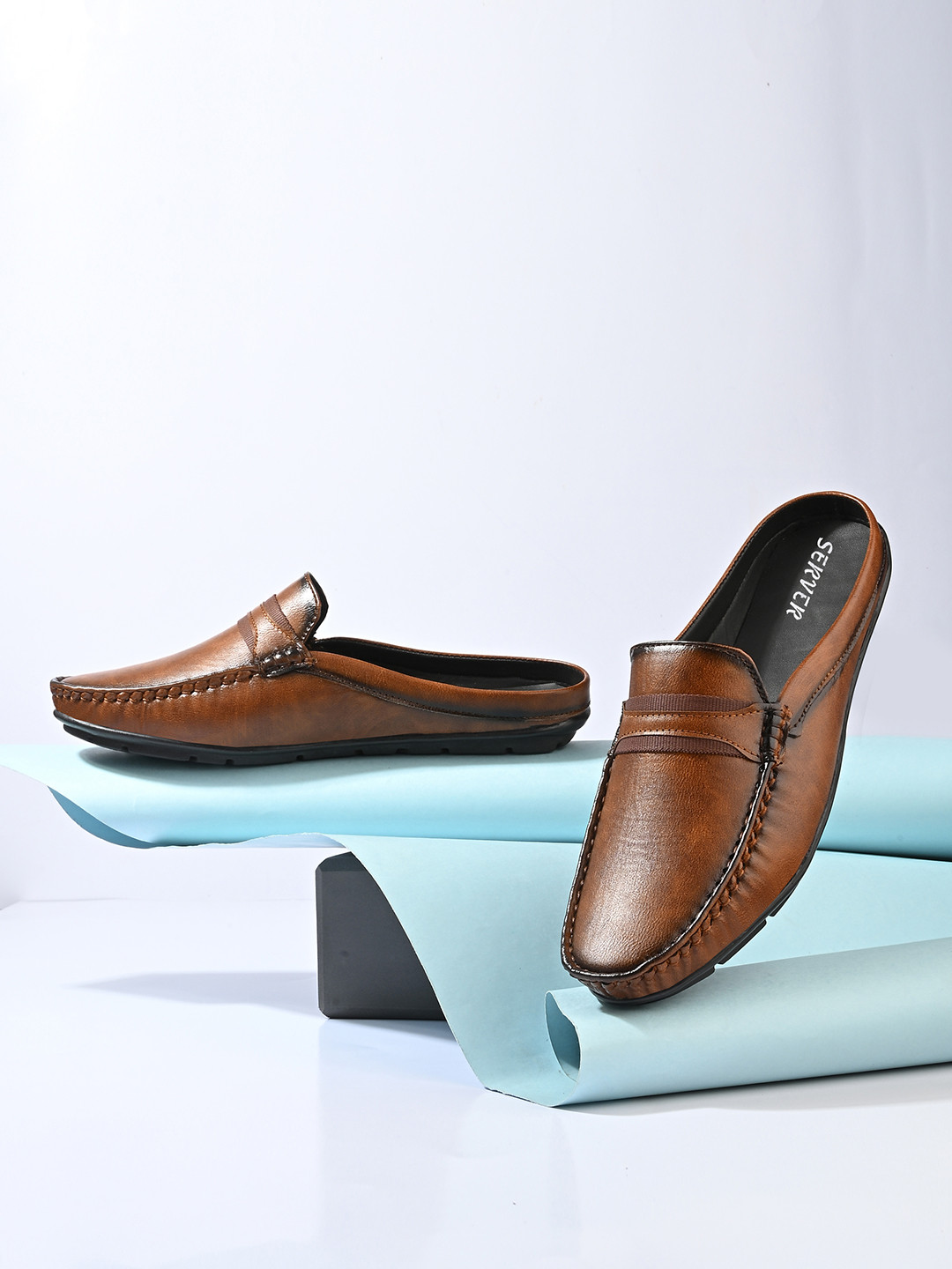 SERVER Men Textured Slip on Lightweight Penny Loafers