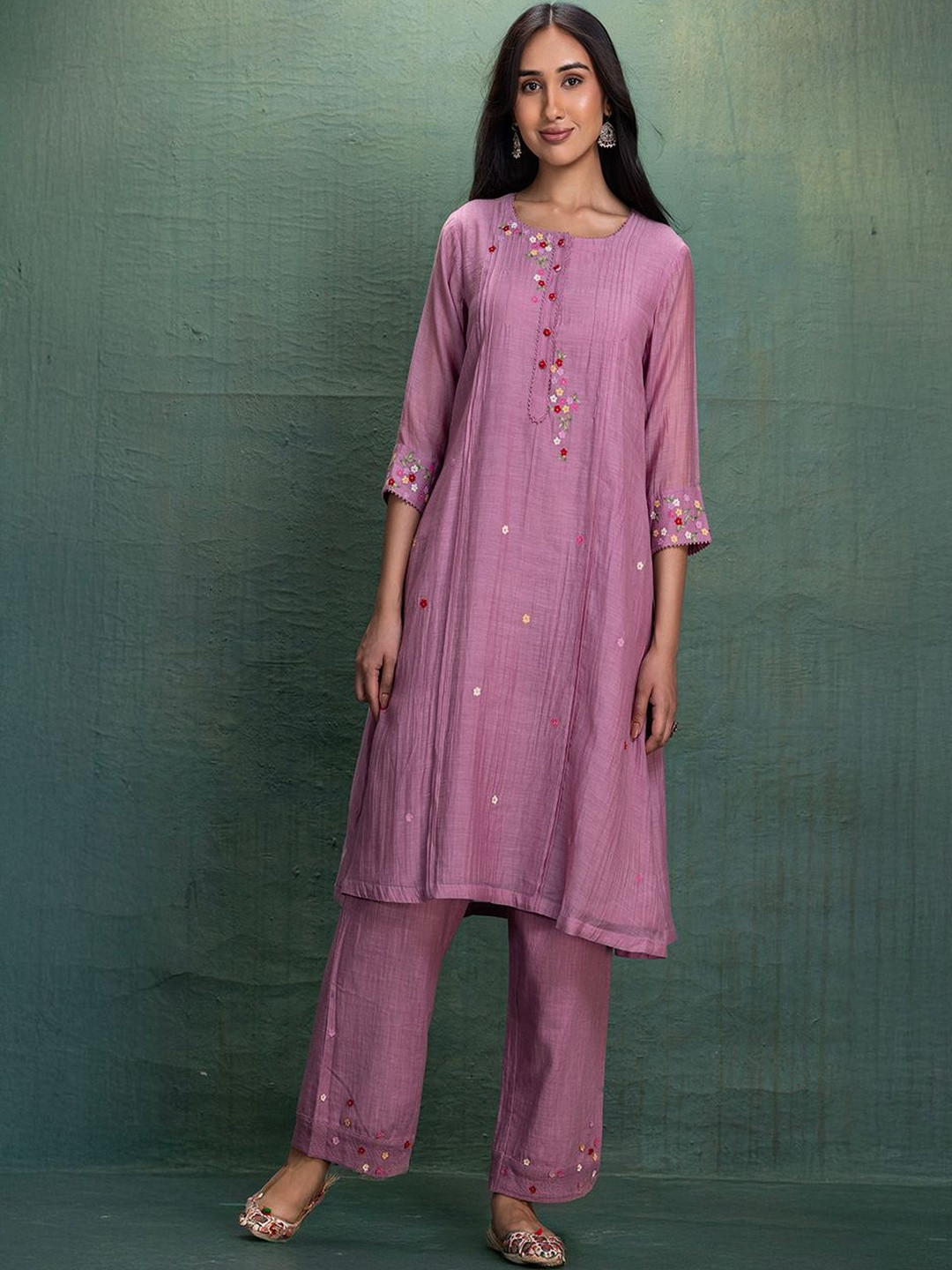 KKahani Lush Embroidered Round Neck Pure Cotton Tunic With Trousers