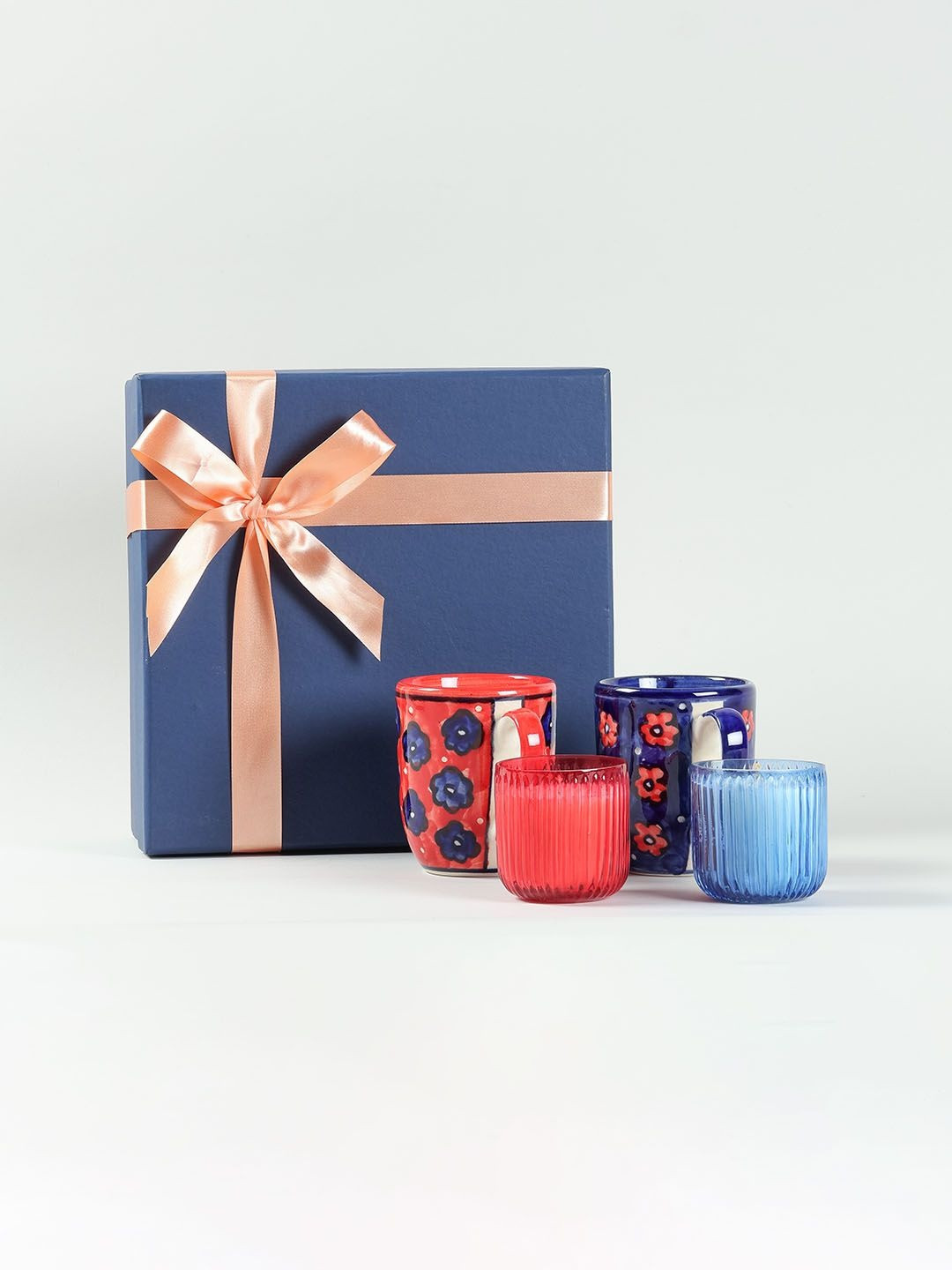 Eyaas 4 Pieces Ceramic Mugs & Scented Glass Soy Candles Gift Hamper