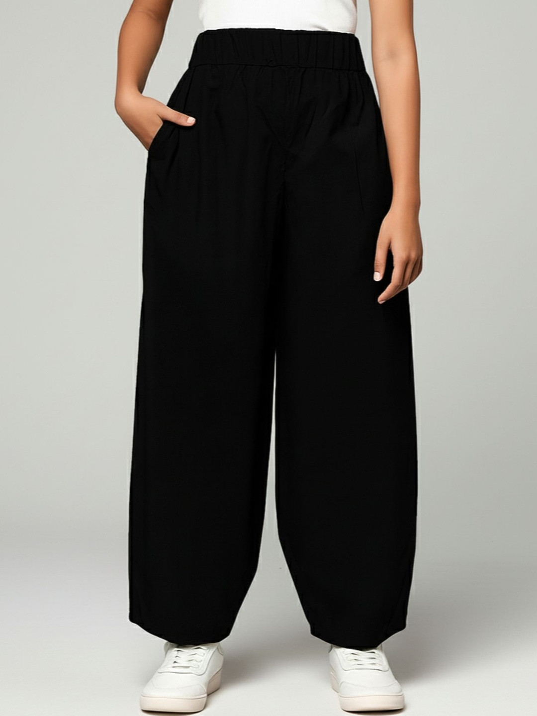 TeenTrums Girls Relaxed Tapered Fit Mid-Rise Slip-On Cotton Trousers