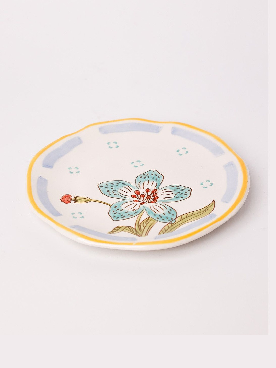 The Wishing Chair White And Red Ceramic Dishwasher And Microwave Safe Plates