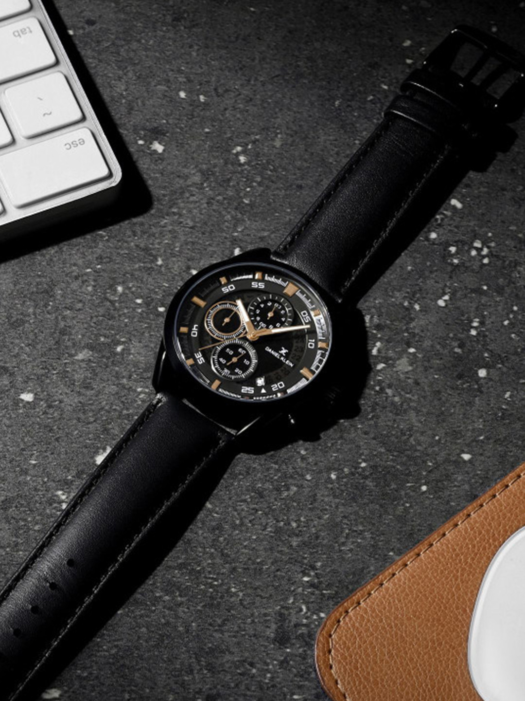 Daniel Klein Men Leather Straps Analogue Watch DK.1.14291-3