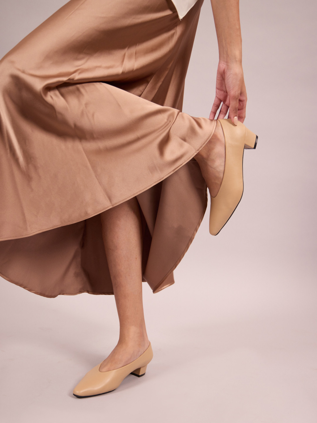 CAI Women Classic Nude Pump Heels