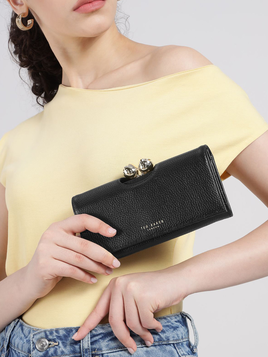 Ted Baker Textured Bucket Handheld Bag