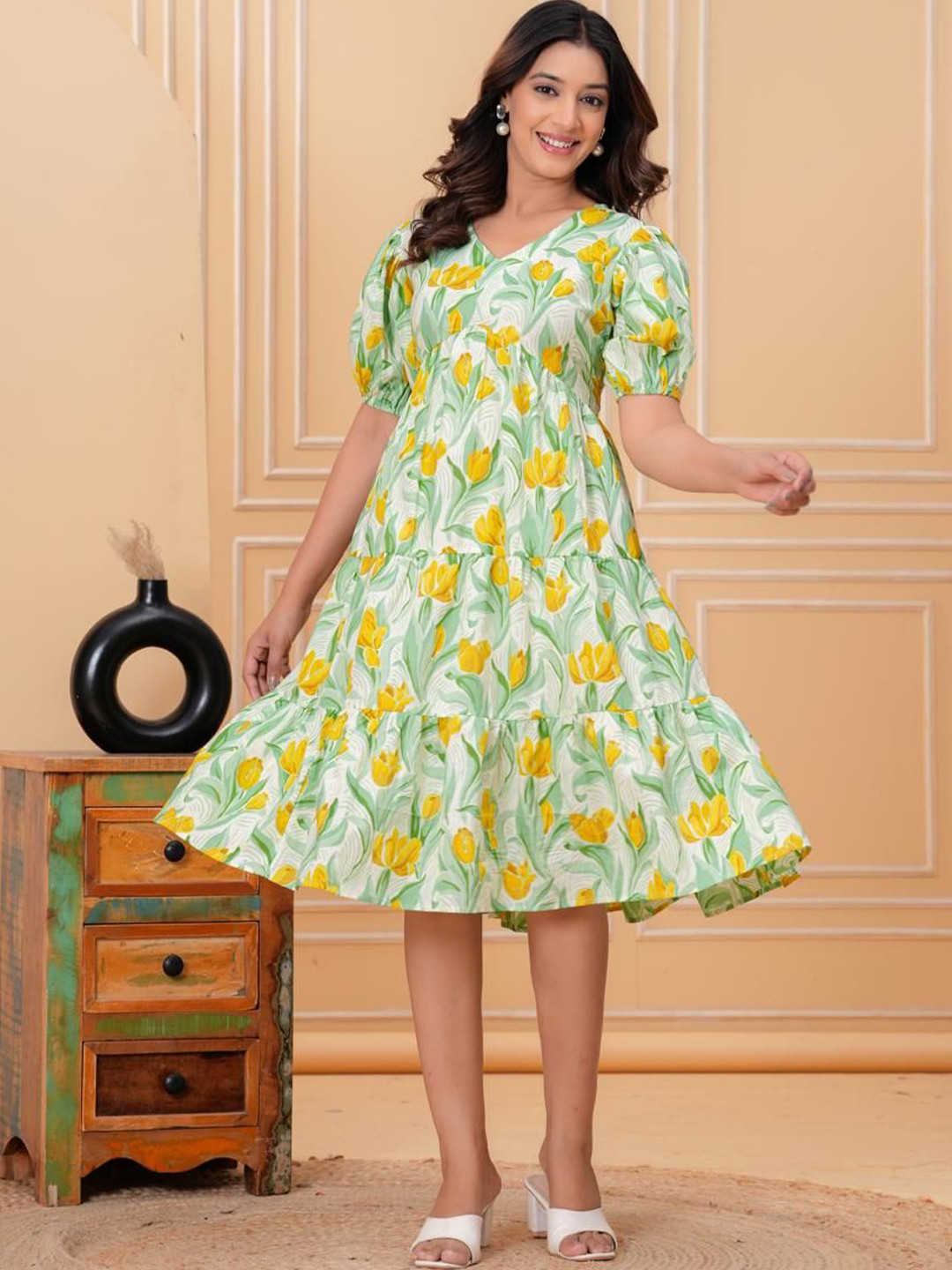 GHUMMAN SONAKSHI Women Floral Printed Tiered Puff Sleeve Fit & Flare Dress