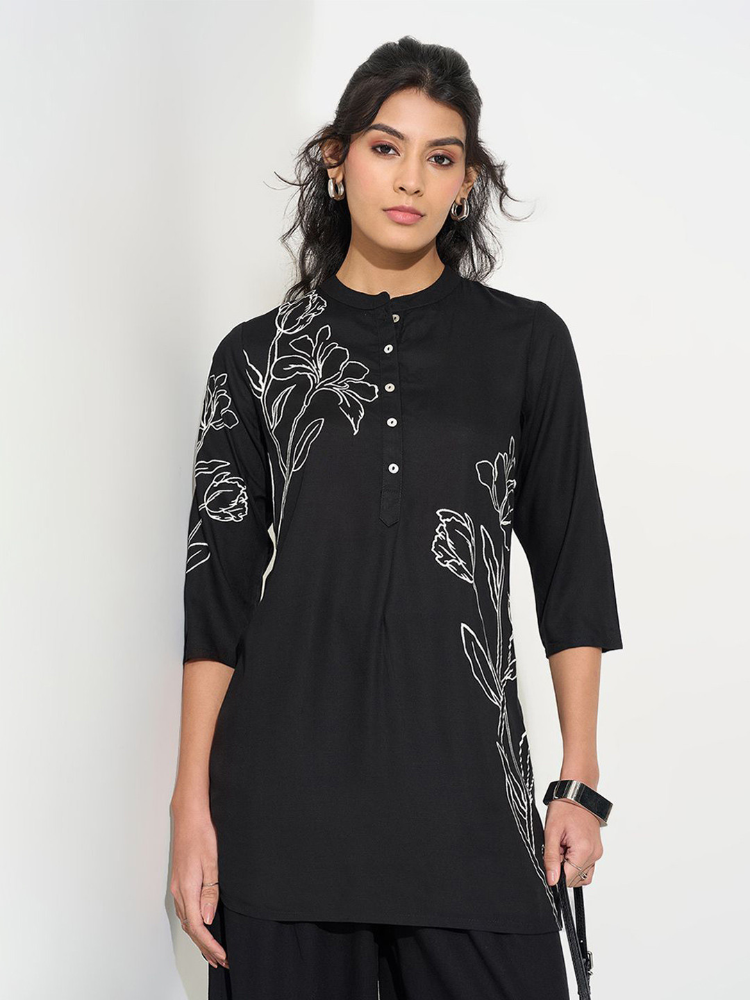 RANGMANCH BY PANTALOONS Women Mandarin Collar Printed Tunic