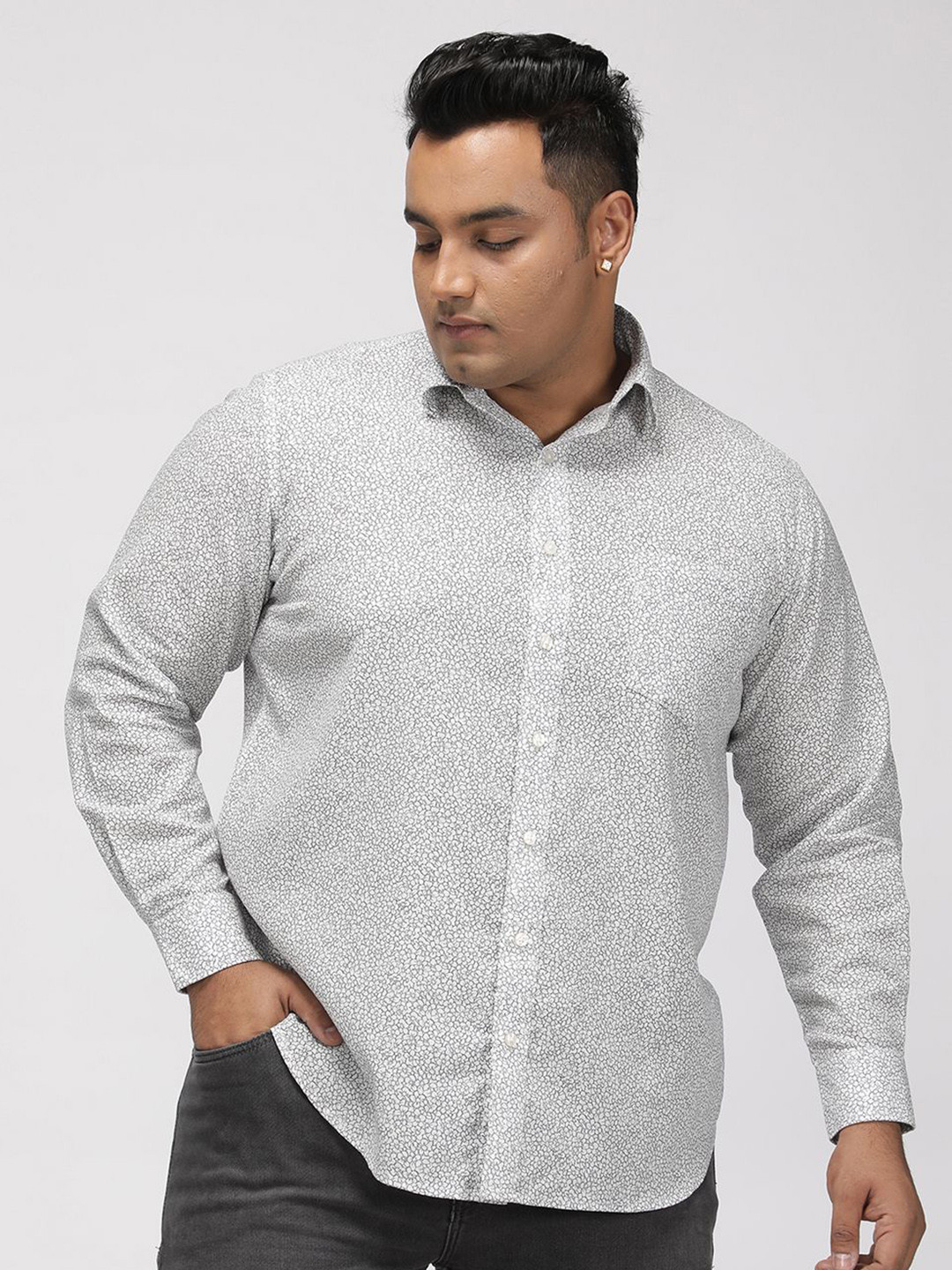 Big Hello - The Plus Life Plus Size Micro Ditsy Printed Long Sleeves Cotton Shirt